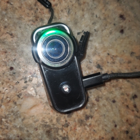 Cycliq fly 6 Cycling rear tail light/video camera - Picture 6 of 6